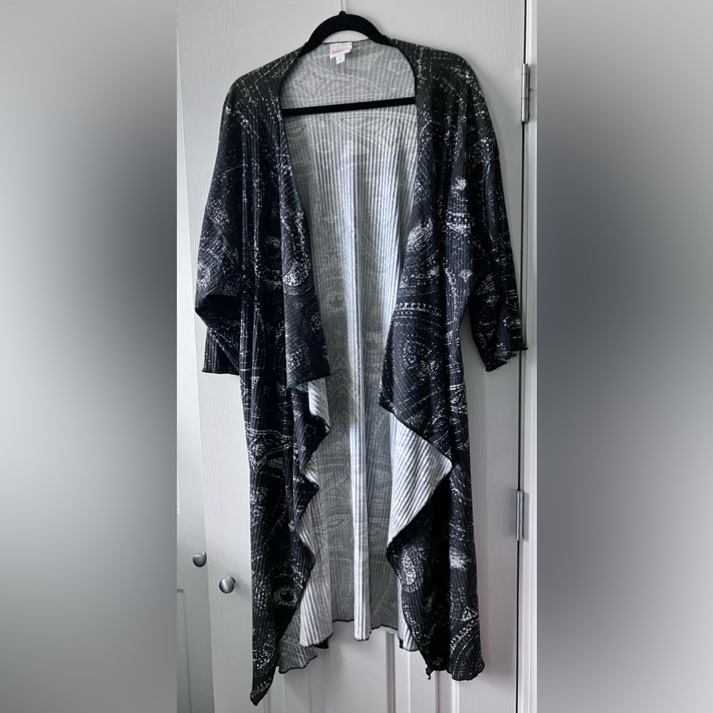 LuLaRoe Shirley